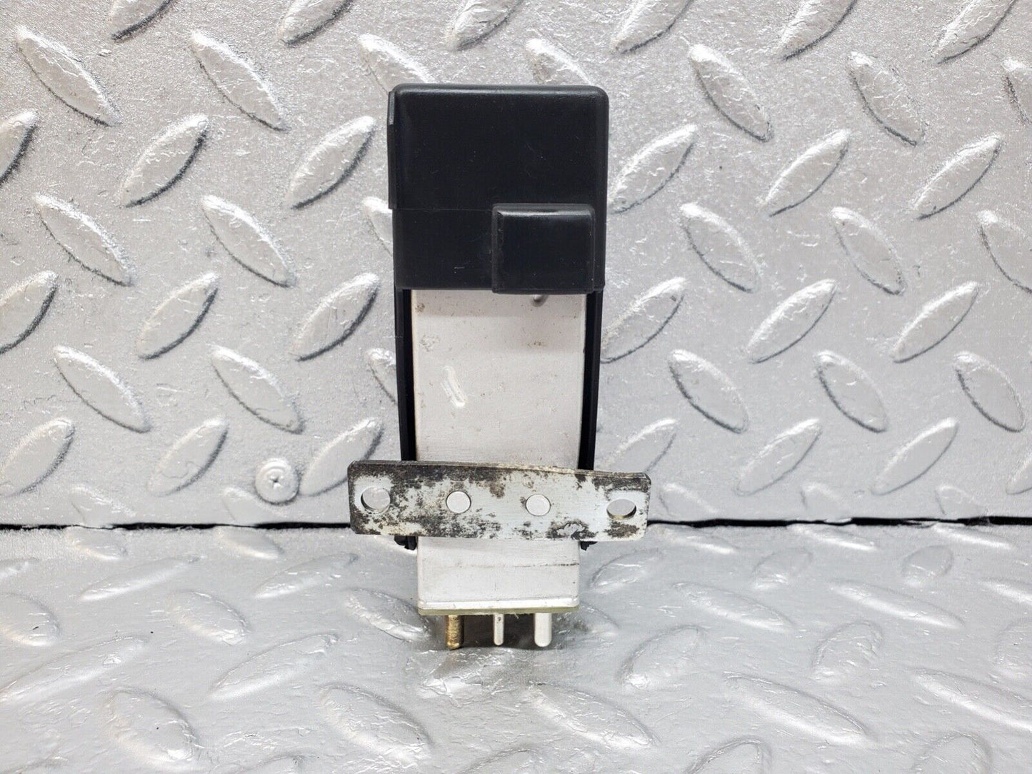 44652 Mercedes-Benz W124 220E Overload Relay 0005406745 1245450046