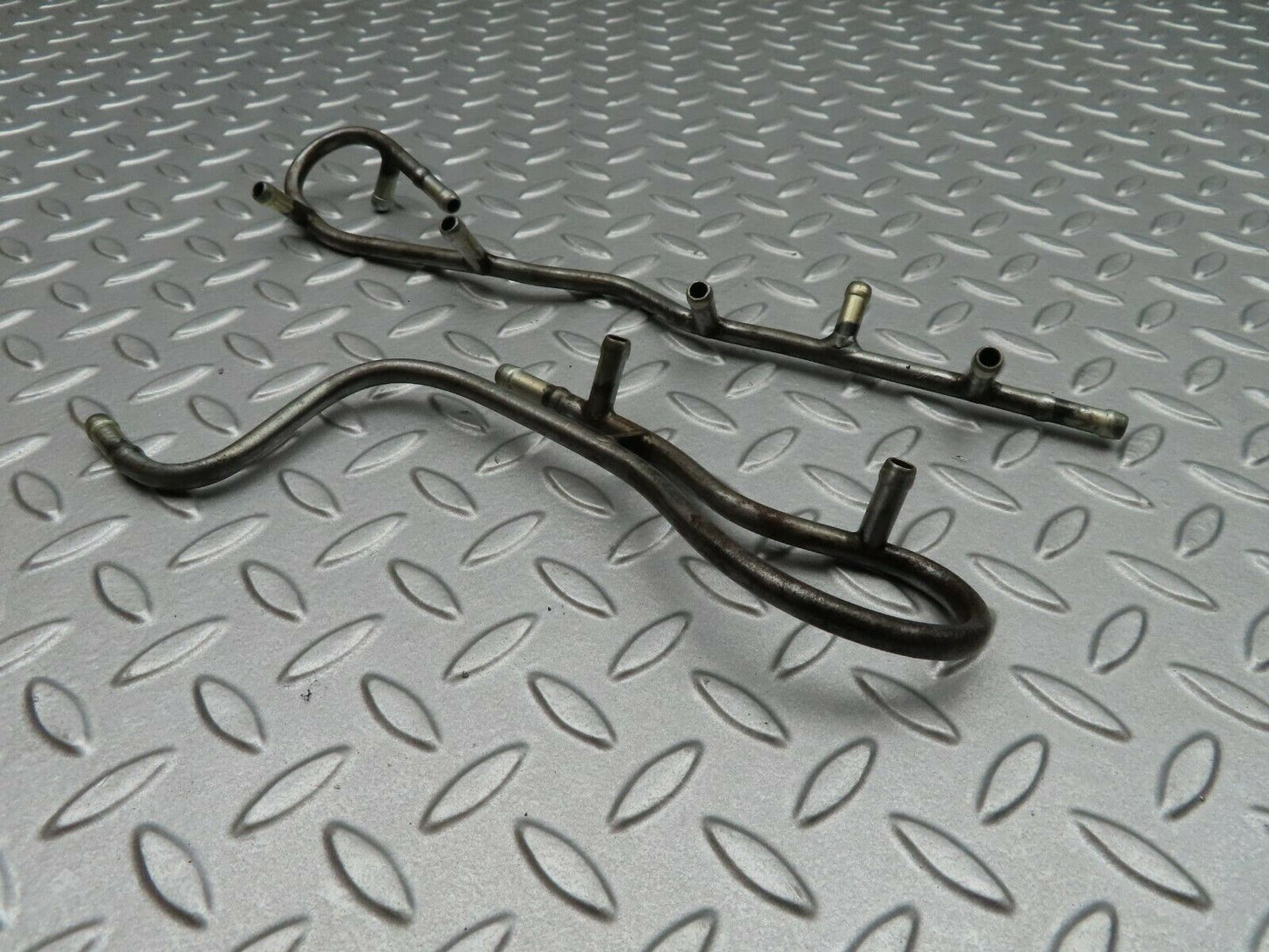 4846 Mercedes-Benz W114 280CE Coupe Fuel Injection Pipes