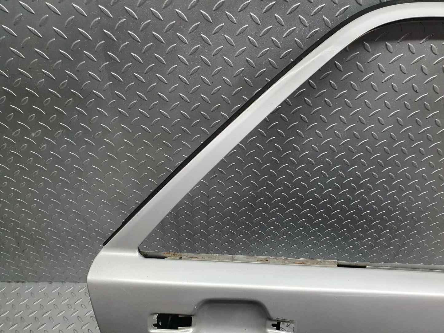 42970 Mercedes-Benz W201 190 Rear Right Door