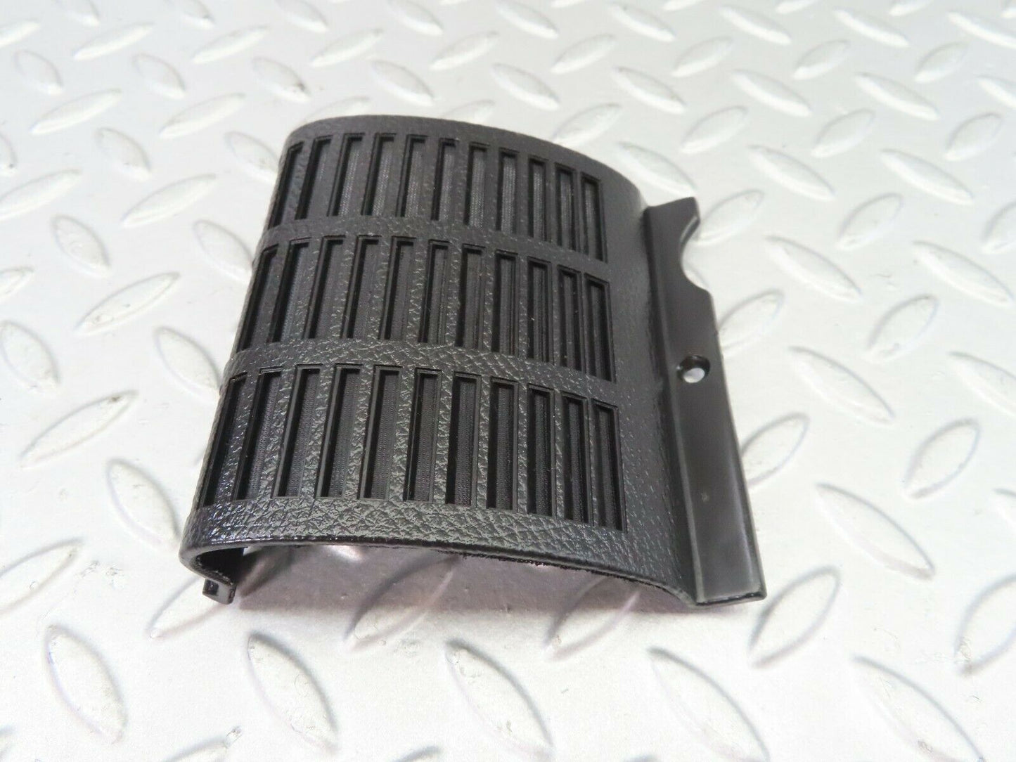 7451 Mercedes-Benz W116 450SE Dashboard Speaker Cover Grill Left 1166801539