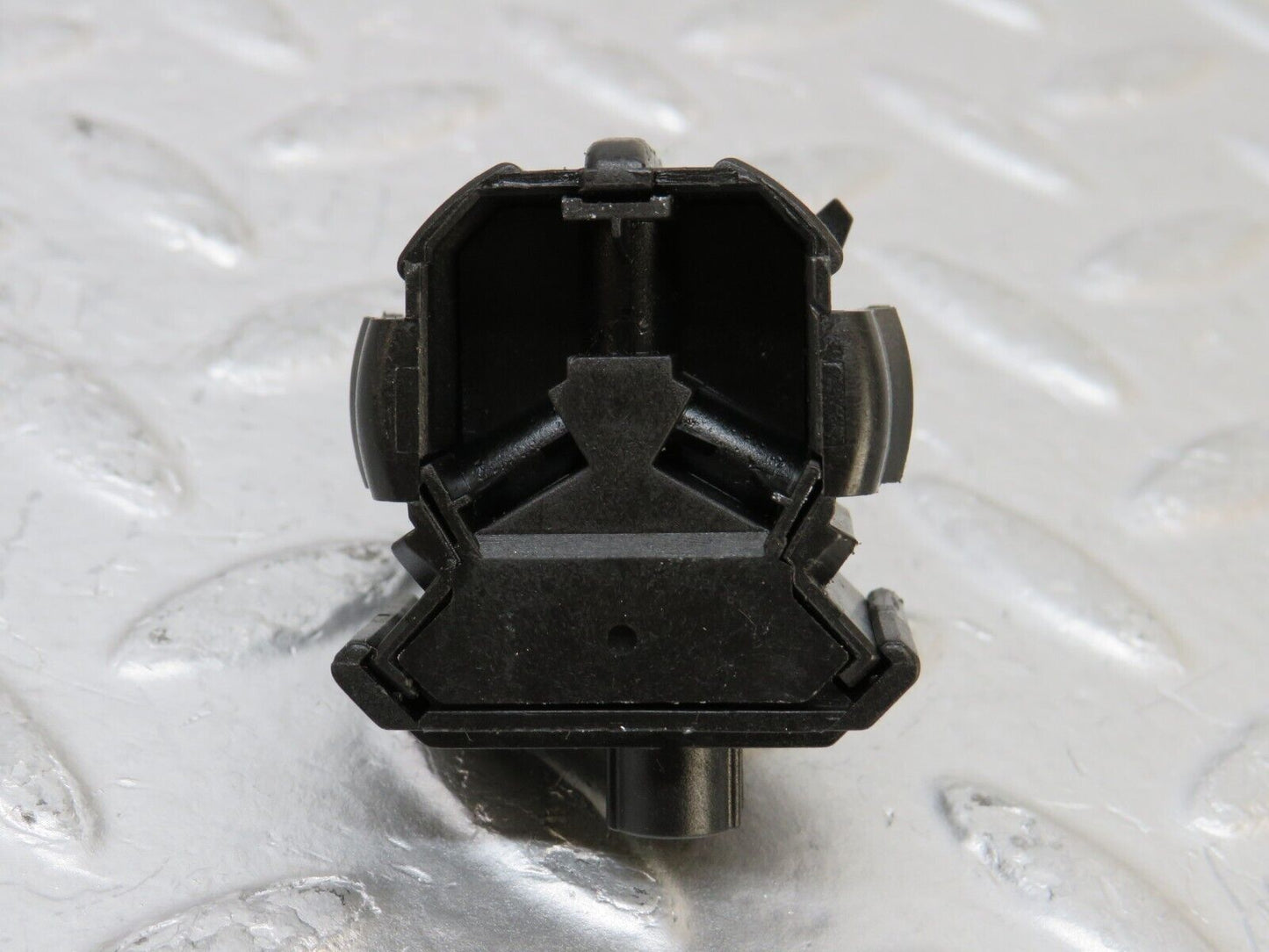 34877 Mercedes-Benz W210 320E Kick Down Switch 0045451714