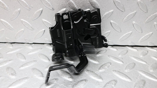 37213 Mercedes-Benz C126 420SEC Coupe Bonnet Lock Latch Left 1268800760