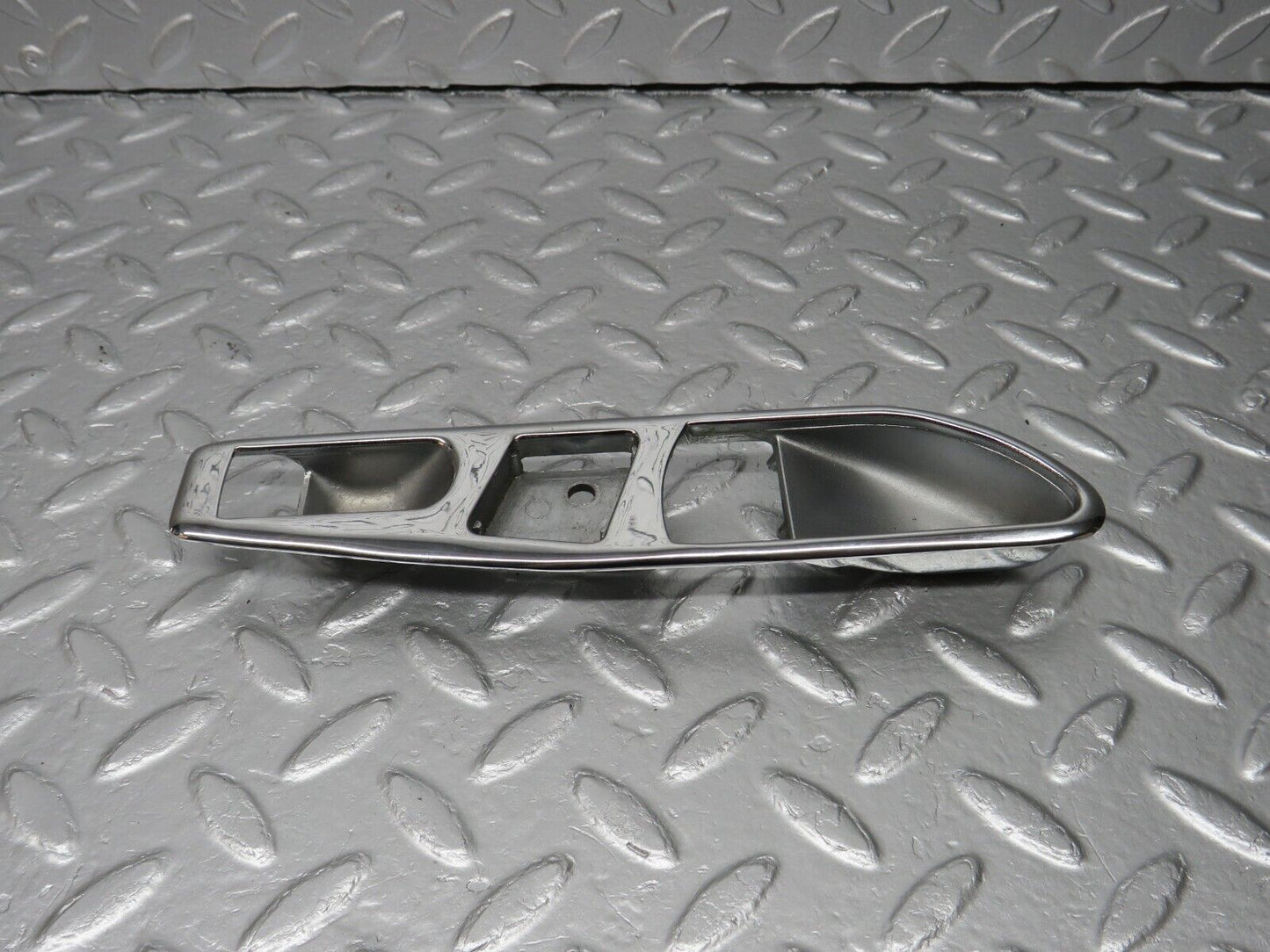 40010 Mercedes-Benz R107 350SL Interior Door Handle Chrome Surround Left