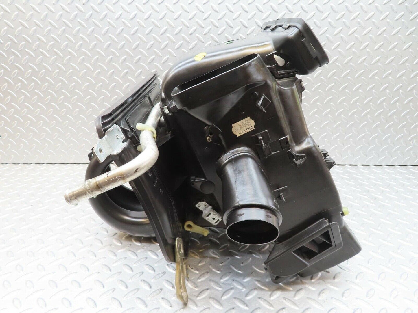 16480 Mercedes-Benz W124 260E Heater Blower Box Housing 1248304962