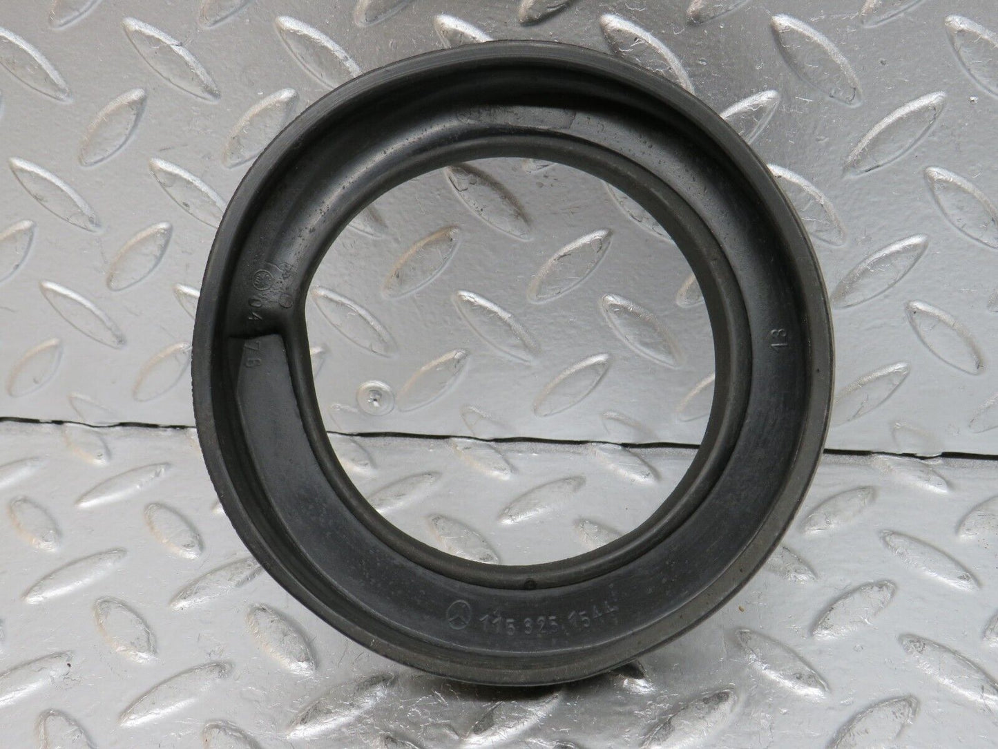 0804 Mercedes-Benz C107 350SLC Coupe Rubber Buffer Suspension Rear 1153251544