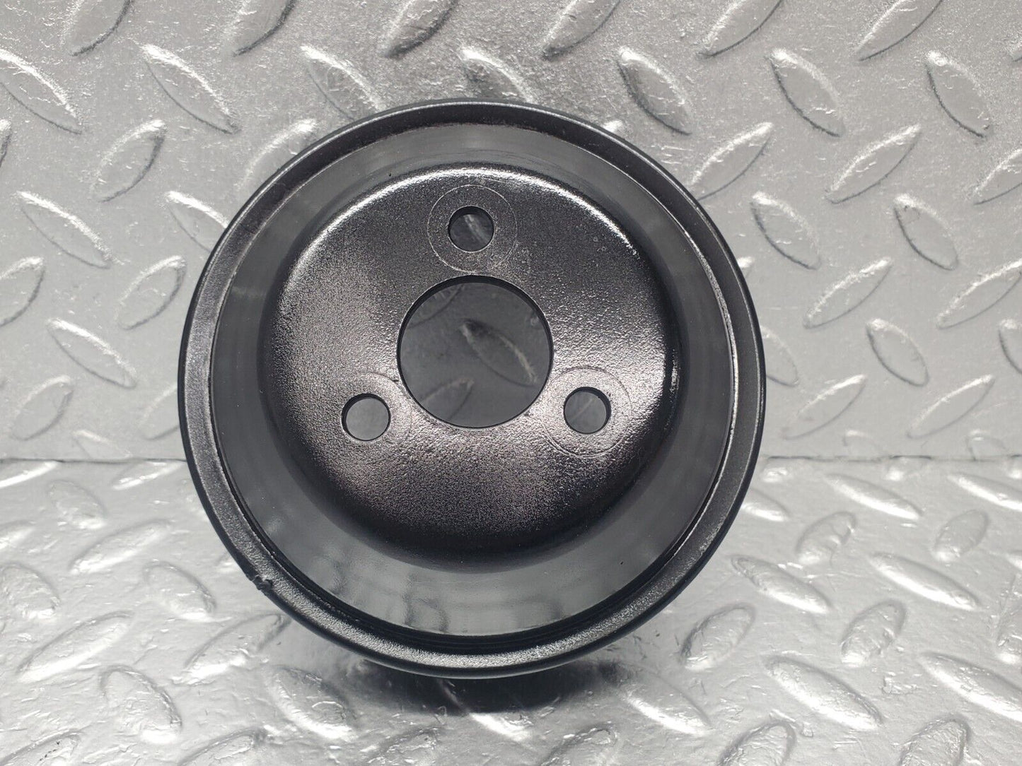 46177 Mercedes-Benz W124 280E Water Pump Pulley 1042300015
