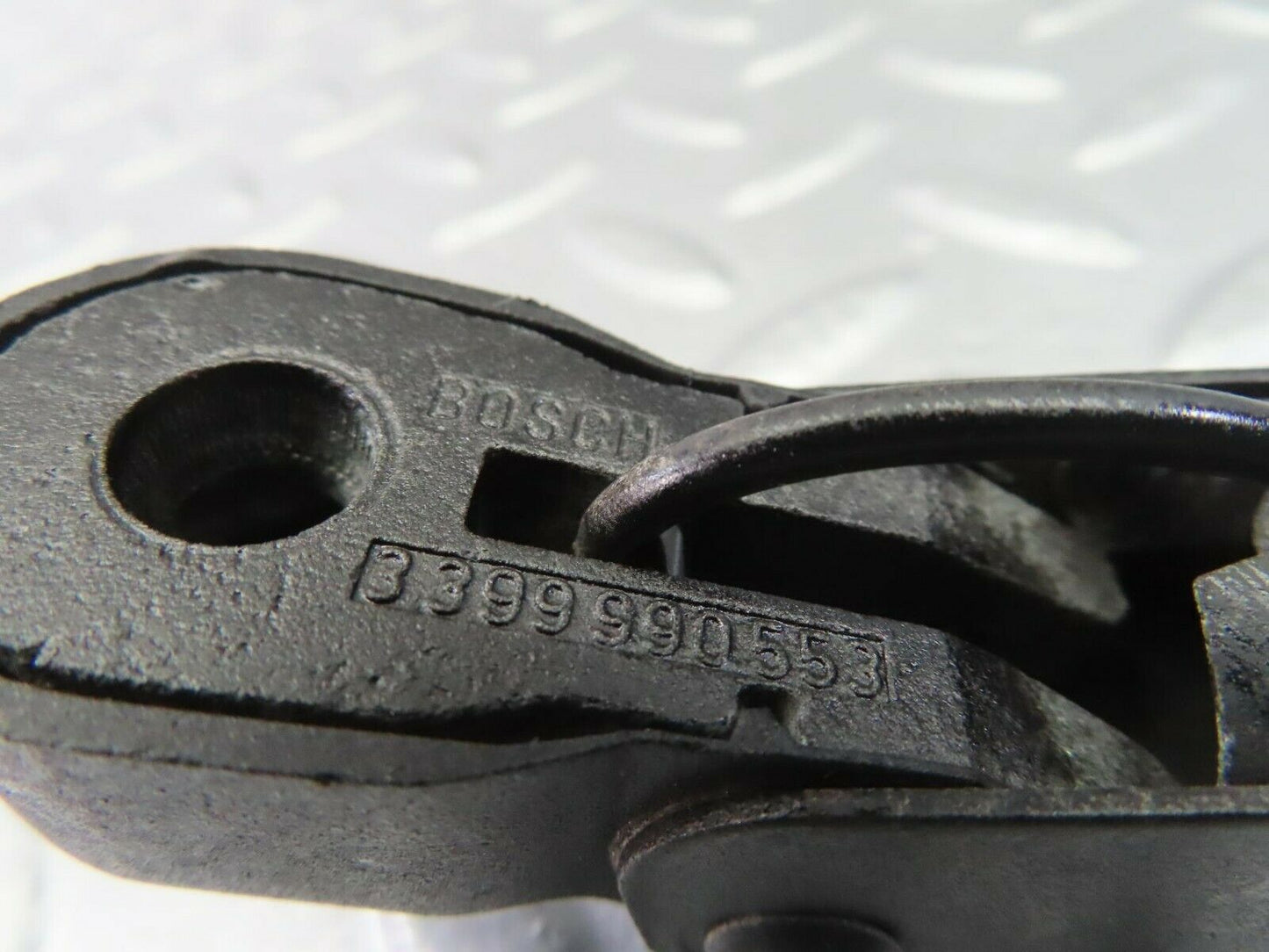10000 Mercedes-Benz C123 230CE Coupe Wiper Arm Bosch Left 3399990553