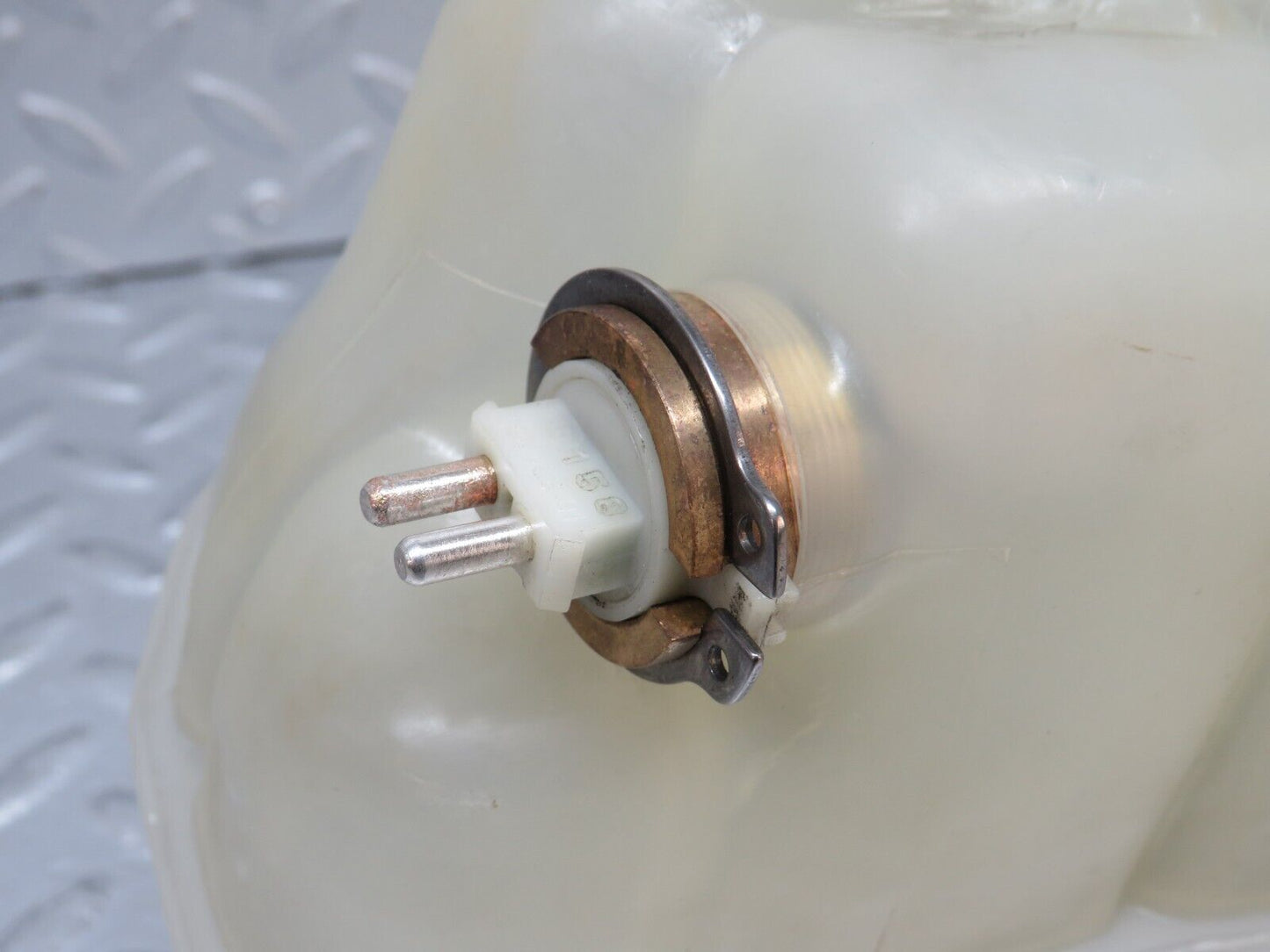 38182 Mercedes-Benz A124 320E Cabriolet Coolant Reservoir Tank No Cap 1245001349