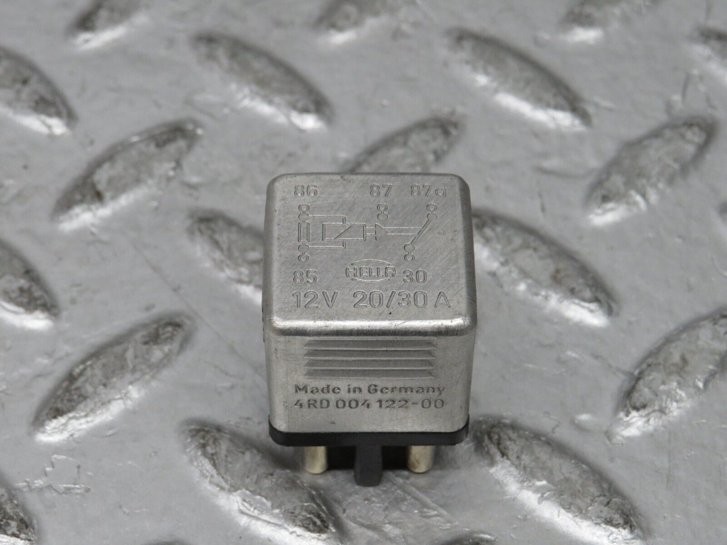 27197 Mercedes-Benz W123 280E Multi Purpose Relay 0015420219
