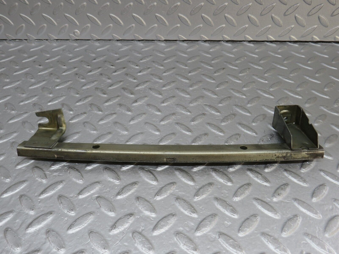 36013 Mercedes-Benz W126 420SE Rear Left Door Window Channel
