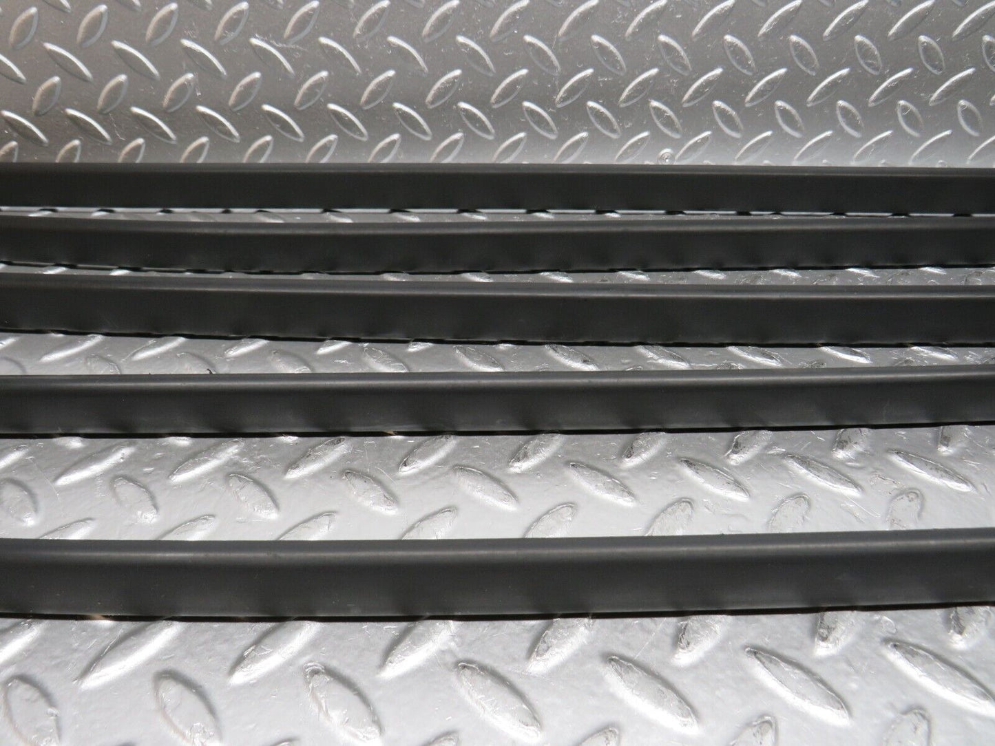 31497 Mercedes-Benz S124 220TE Wagon Roof Cladding Set