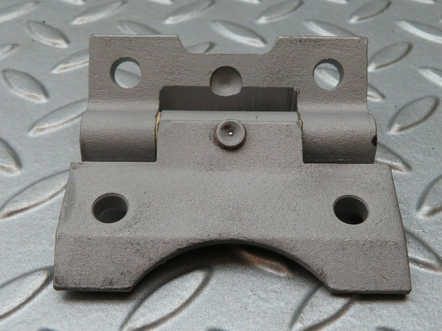 4159 Mercedes-Benz C123 230CE Coupe Door Hinge 1237200037