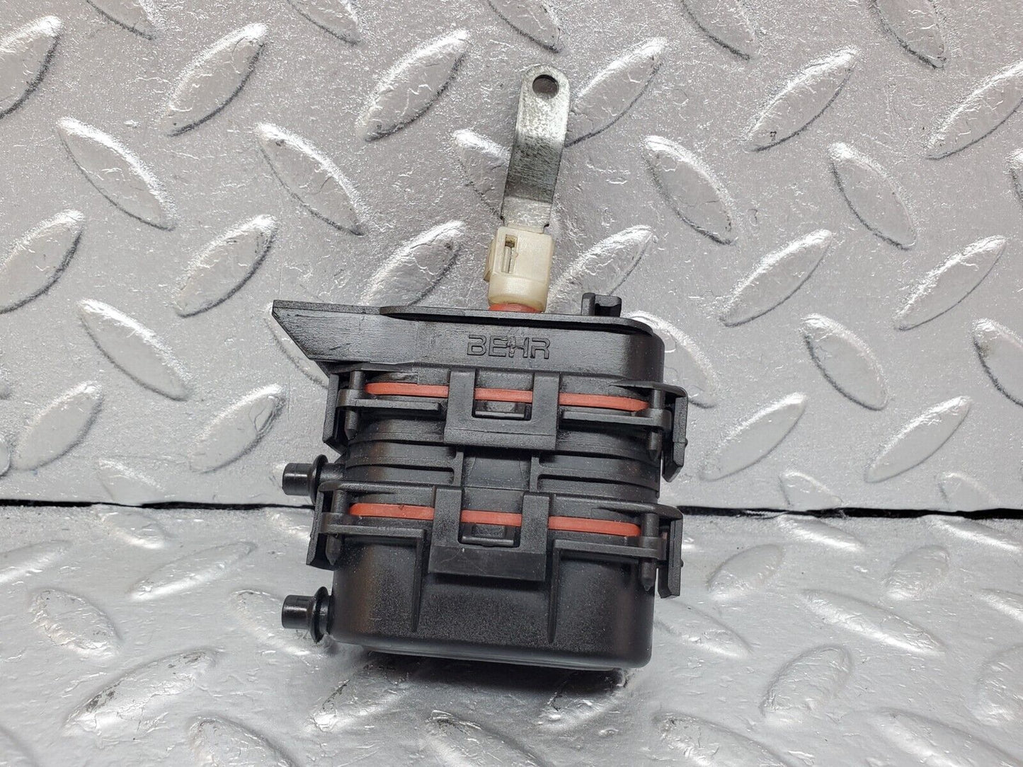 44907 Mercedes-Benz R129 300SL Coupe Heater Box Vacuum Actuator