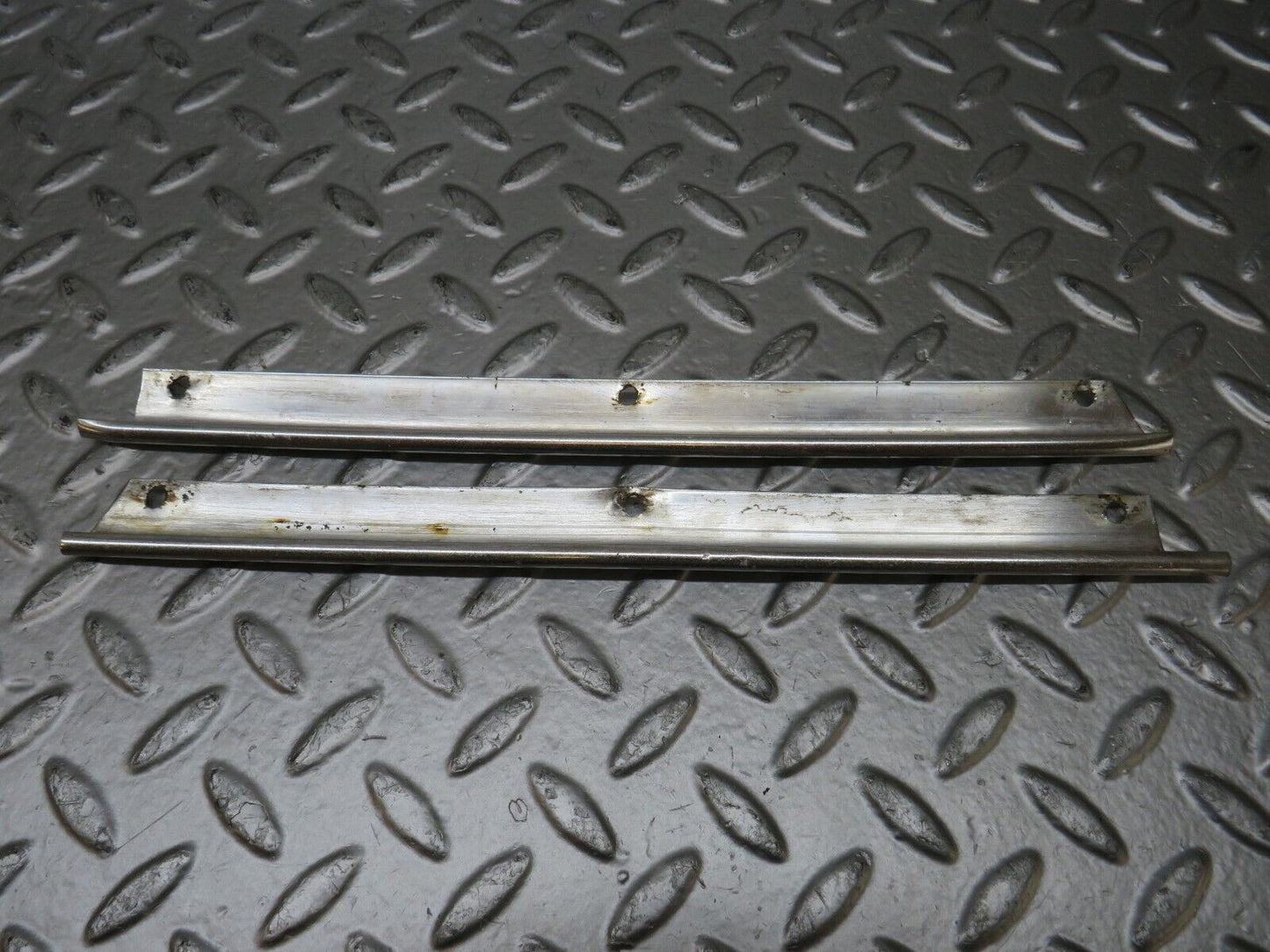 26359 Mercedes-Benz W116 450SE Roof Chrome Moulding Trim Pair