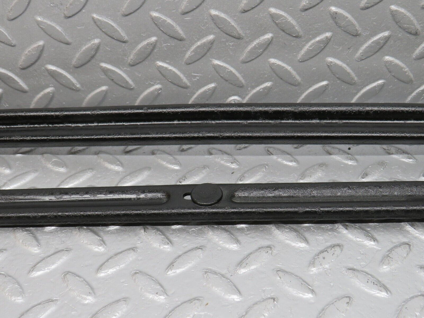 38582 Mercedes-Benz R129 280SL Coupe Front Suspension Anti Roll Bar Support Bar 2x