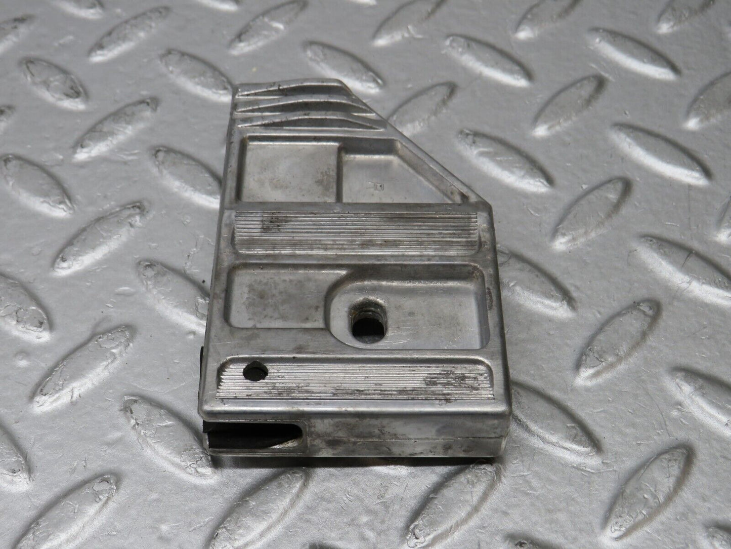 36886 Mercedes-Benz C126 420SEC Coupe Door Window Guide Bracket 1267250632