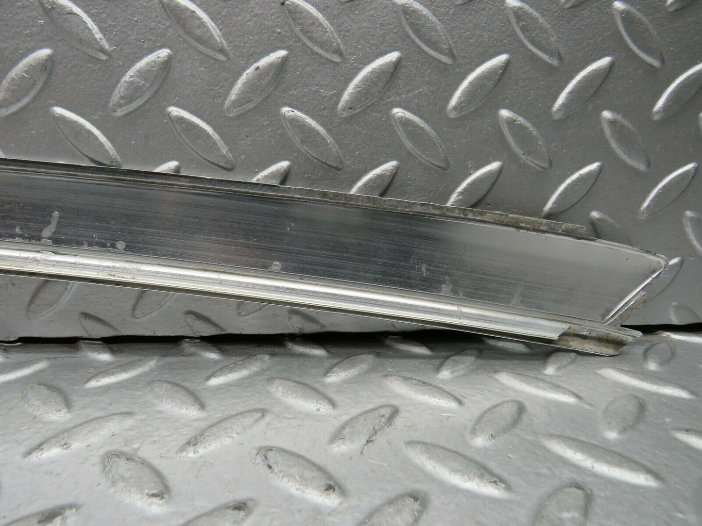 22018 Mercedes-Benz S123 280TE D Pillar Exterior Chrome Trim Right Side