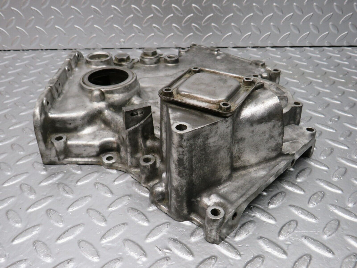 32965 Mercedes-Benz C107 R107 450 V8 Timing Chain Cover 1170151001