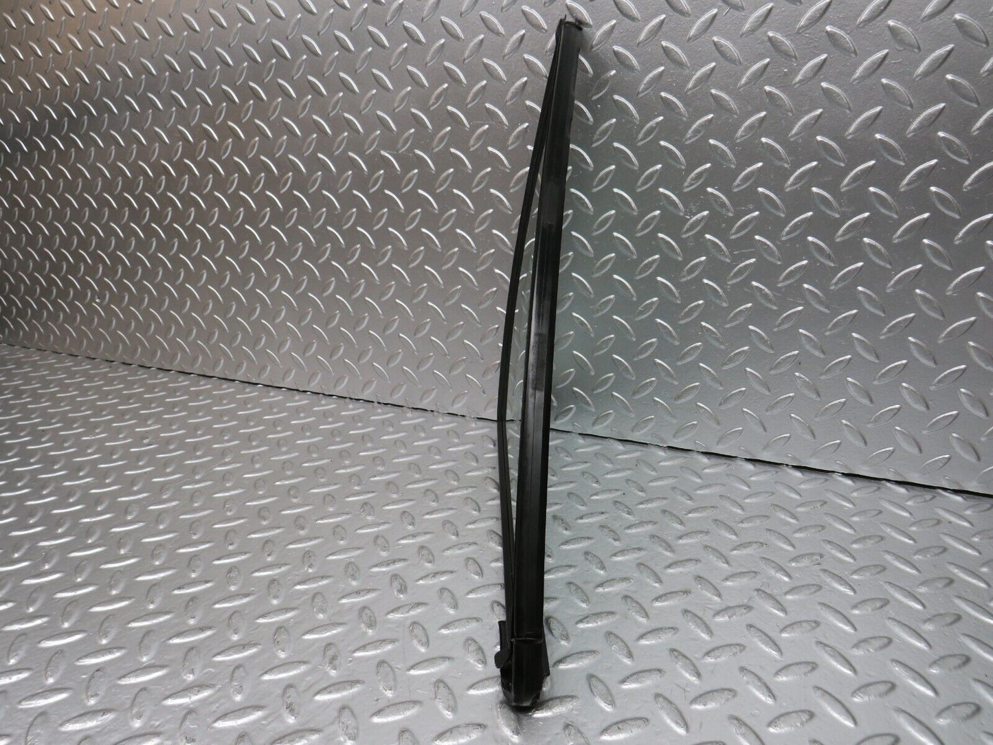 25131 Mercedes-Benz W201 190D Rear Left Quarter Window Glass 2017350524