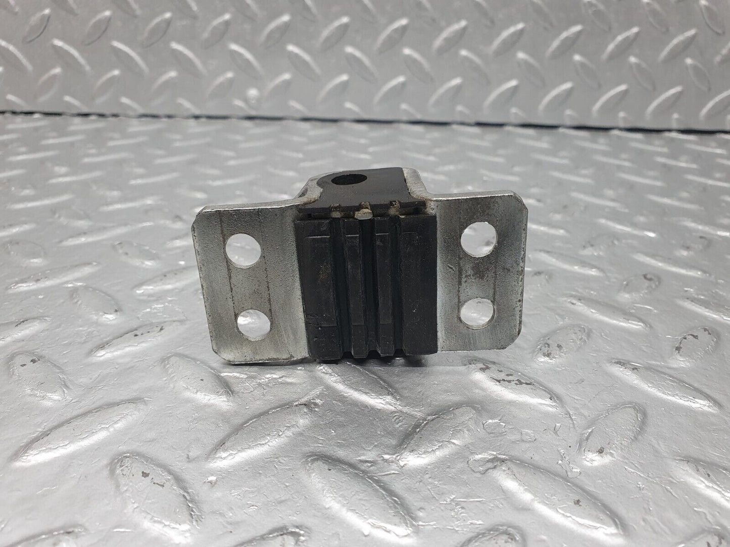 40915 Mercedes-Benz W126 300SE Door Lock Latch Left Side