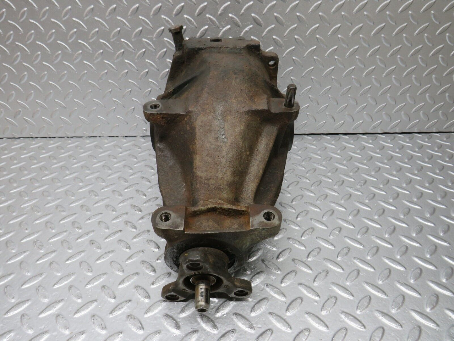 32291 Mercedes-Benz W123 230E Rear Differential Ratio 3.58 1233510101