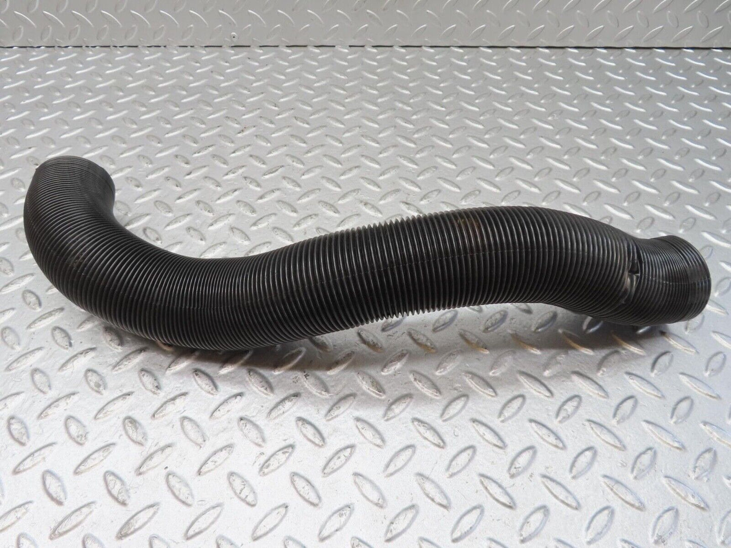 13441 Mercedes-Benz W123 200 Heater Pipe Air Pipe Right Side