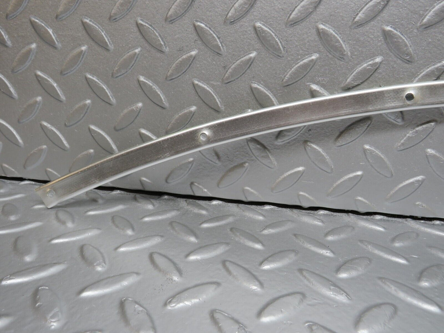 40205 Mercedes-Benz R107 Hardtop Interior Roof Chrome