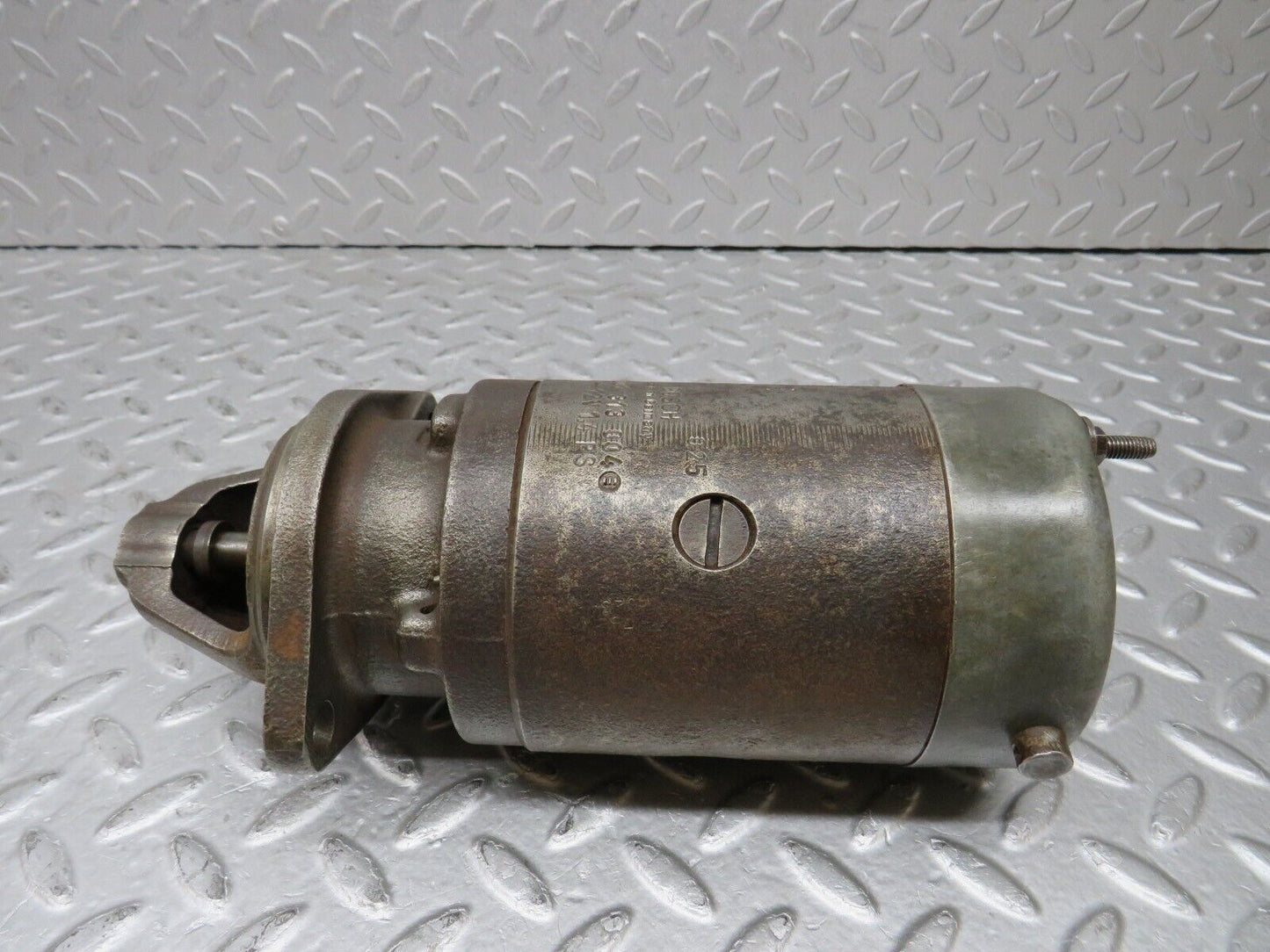 37660 Mercedes-Benz W109 300SEL Starter Motor Bosch 0001313004