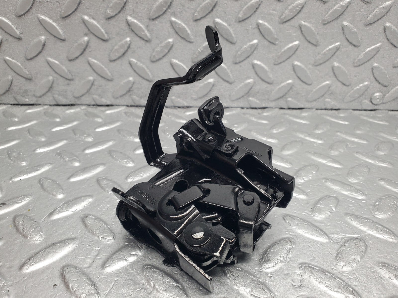 47012107