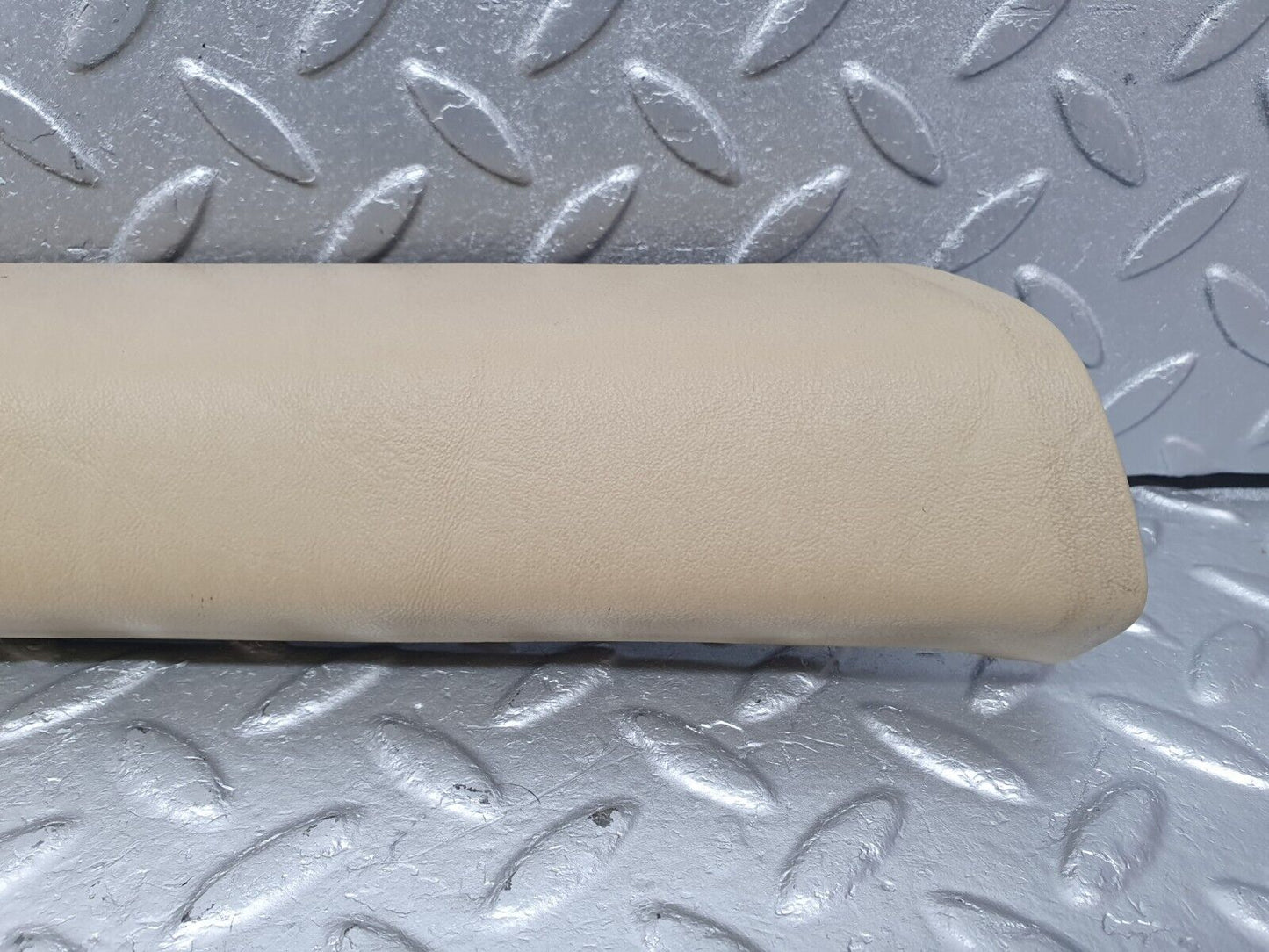 40926 Mercedes-Benz W126 300SE A Pillar Cover Right Side Beige