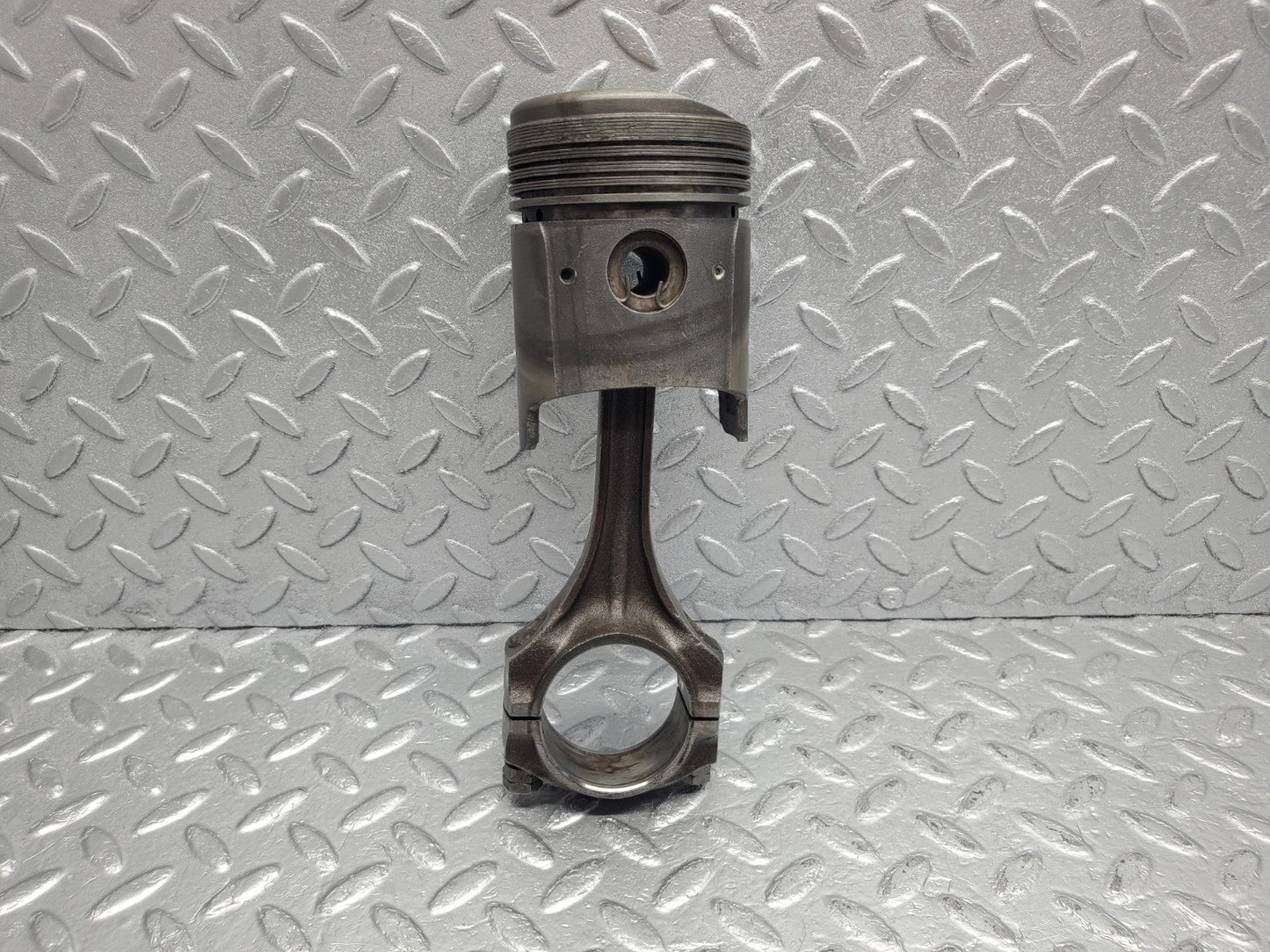 W112 piston with connecting rod used OEM