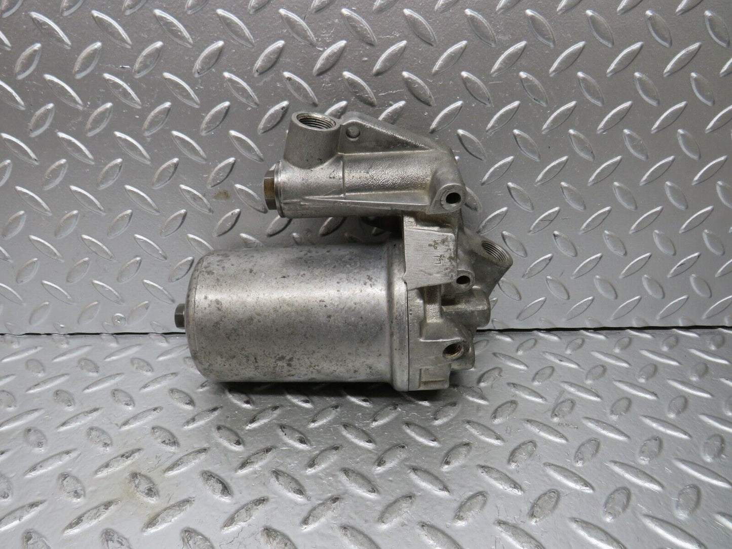 27381 Mercedes-Benz W123 280E Oil Filter Housing 1101801502