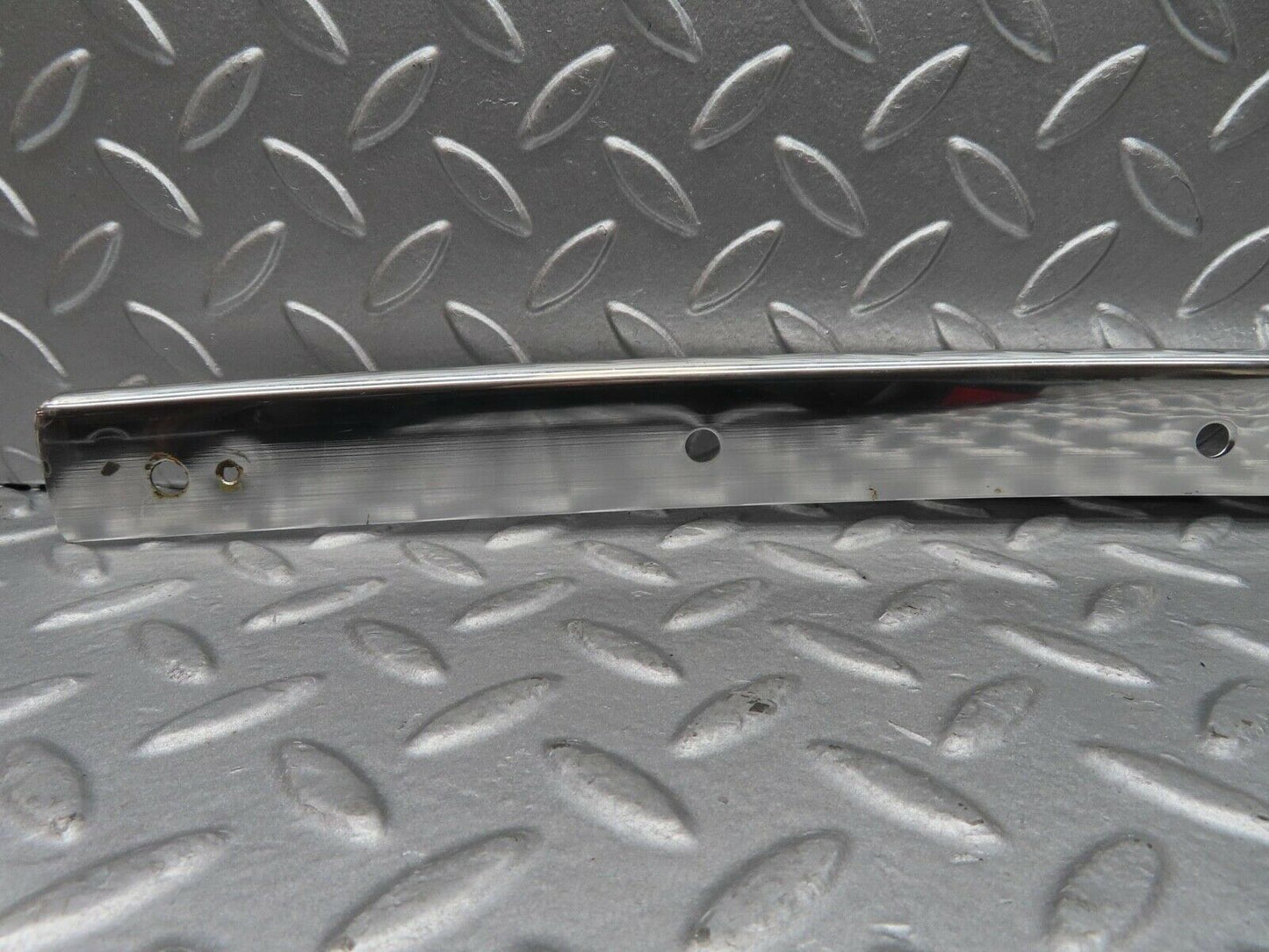 14089 Mercedes-Benz C107 280SLC Roof Chrome Moulding Trim Right Side