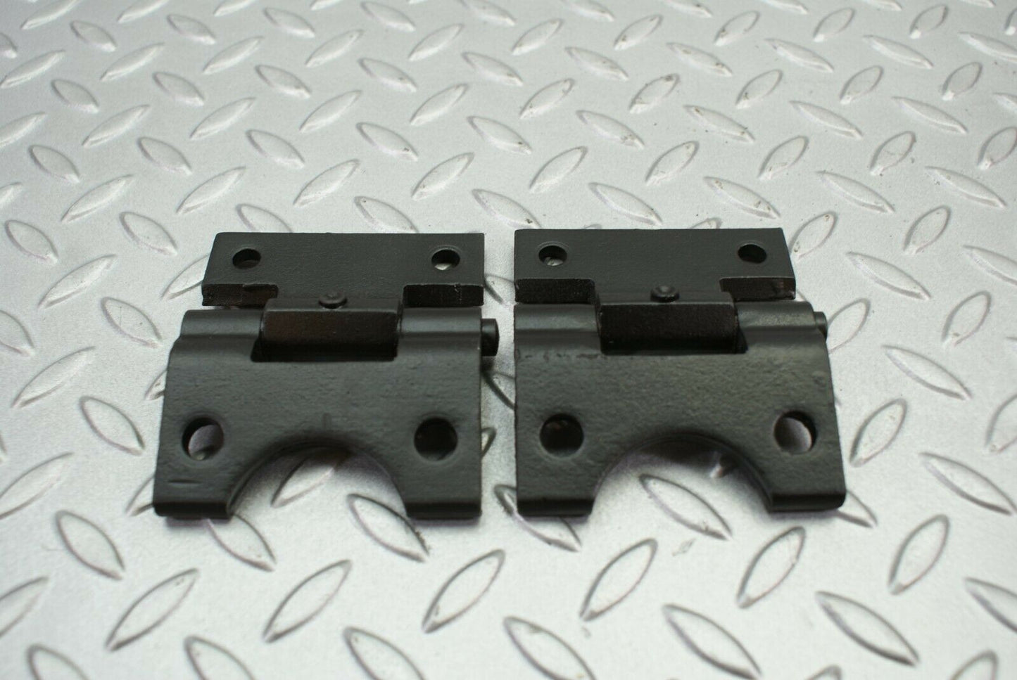 2558 Mercedes-Benz W116 350SE Door Hinges Front Left