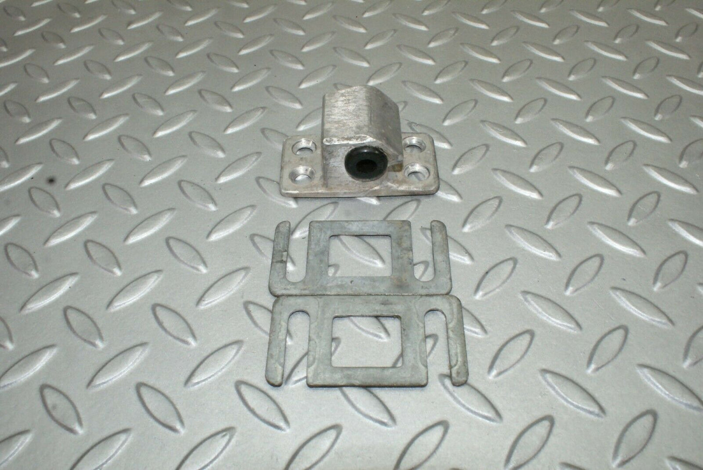 2629 Mercedes-Benz W116 350SE Door Lock Latch Right Side