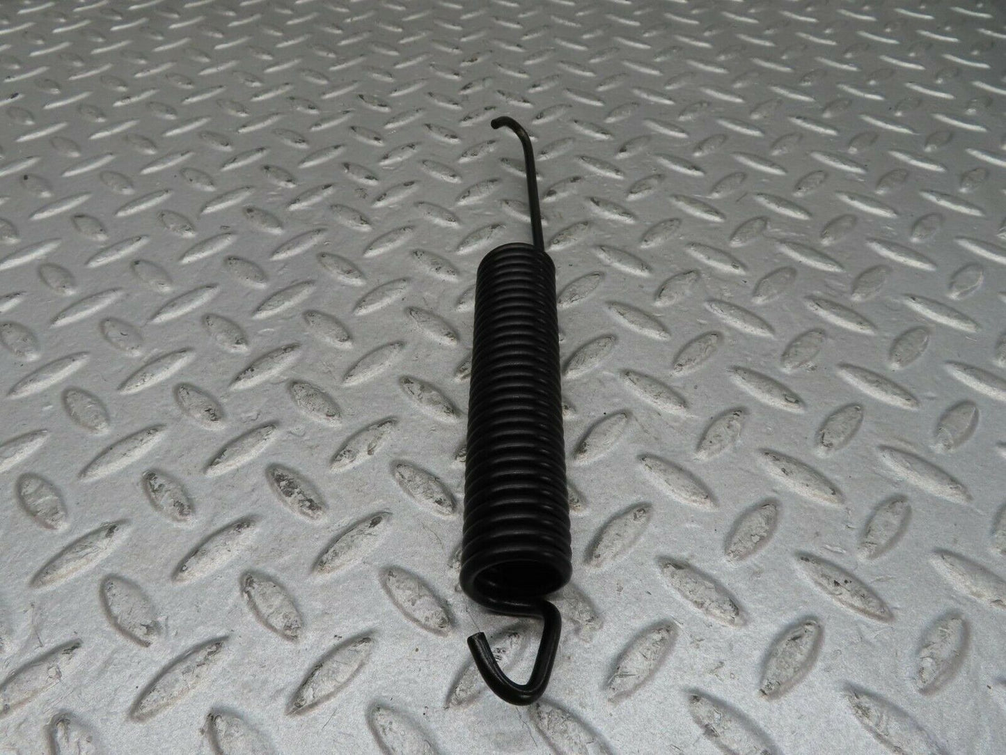 16610 Mercedes-Benz C107 380SLC Bonnet Hinge Spring