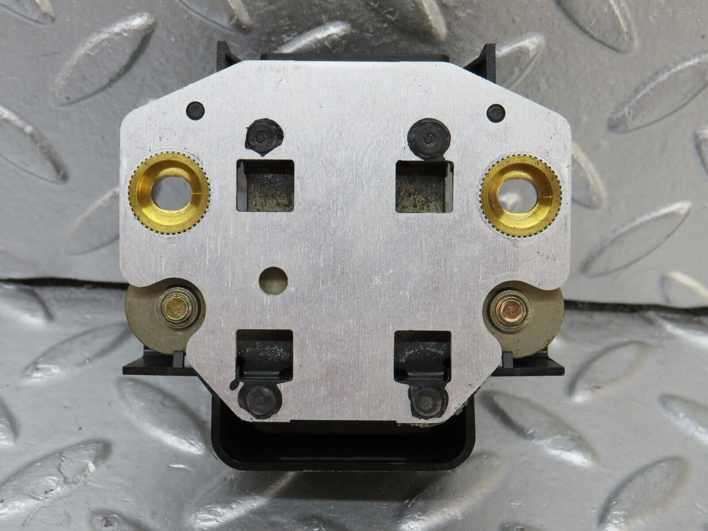 34886 Mercedes-Benz W210 320E ESP Yaw Rate Sensor Bosch 0015404517 0005422481