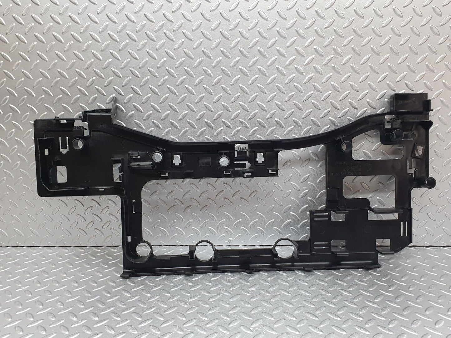 41754 Mercedes-Benz W202 C200 Rear Deck Bracket 2025457740