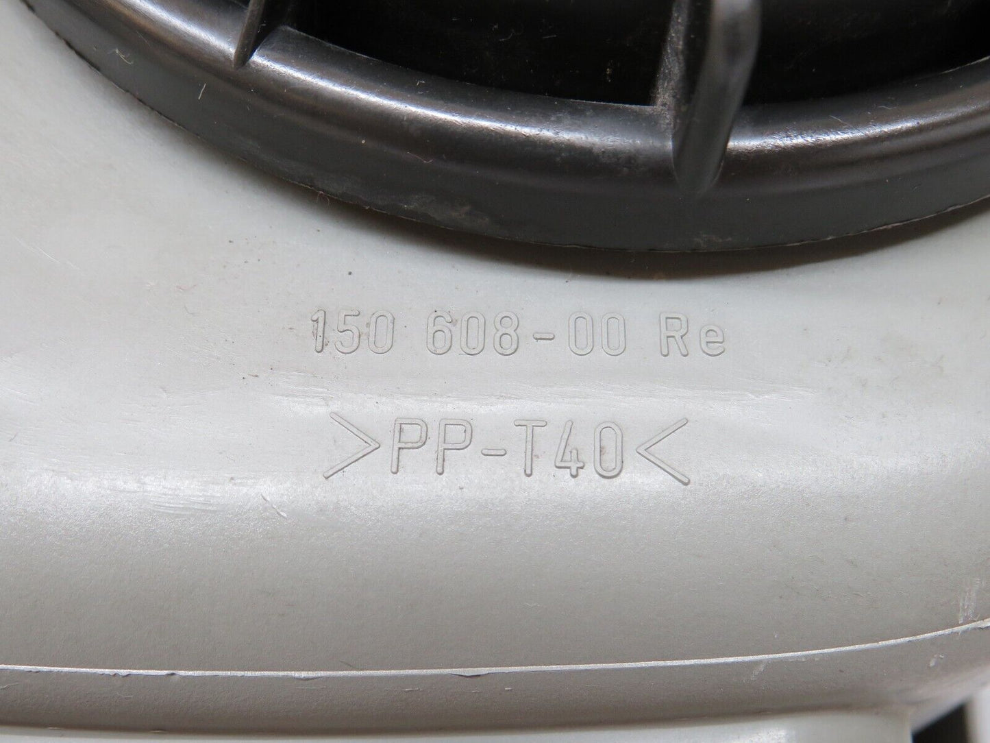 34848 Mercedes-Benz W210 320E Headlight Hella Right Side 15060800 2088000175