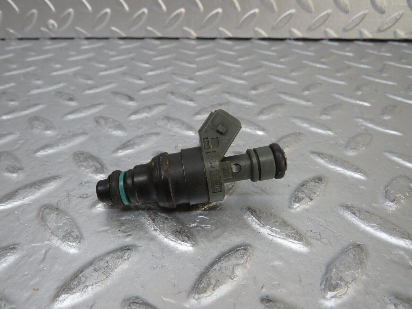 26714 Mercedes-Benz C124 220CE Coupe Fuel Injector Bosch 0000787323 0280155209