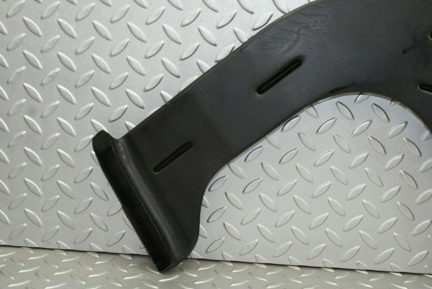 2710 Mercedes-Benz W116 350SE Air Duct Pipe 1168311446