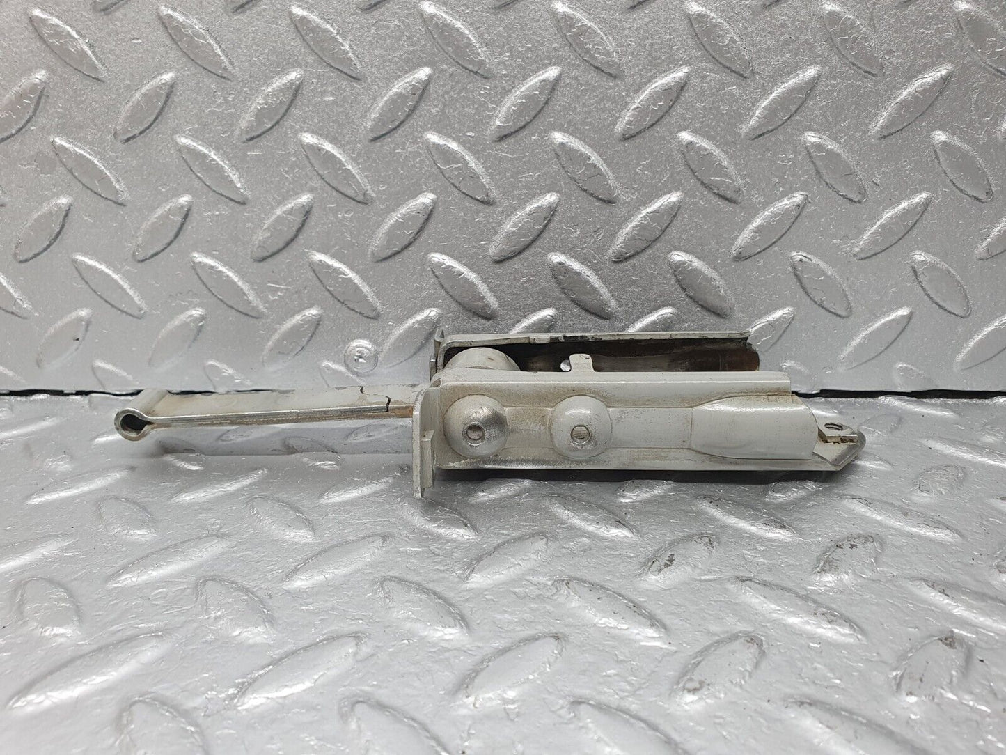 41537 Mercedes-Benz W124 200E Door Safety Check Strap