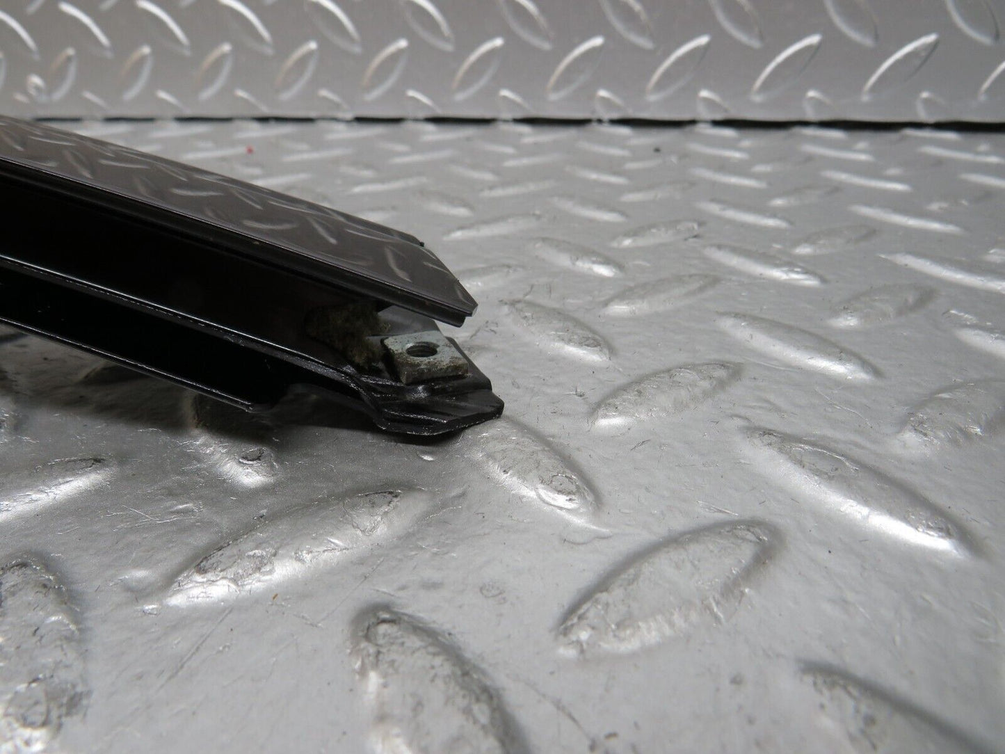 25060 Mercedes-Benz W140 S320 Rear Right Door Window Exterior Trim