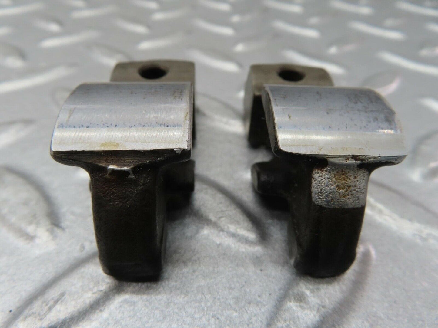 16752 Mercedes-Benz C107 380SLC Valve Rocker Arm