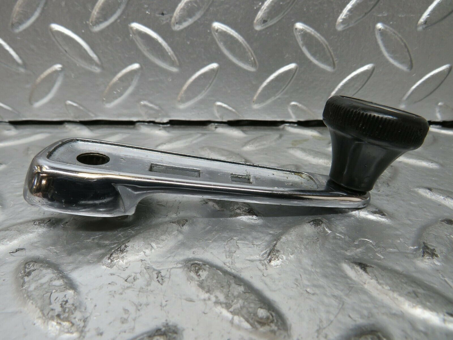 23467 Mercedes-Benz W114 280E Window Lifter Crank Handle