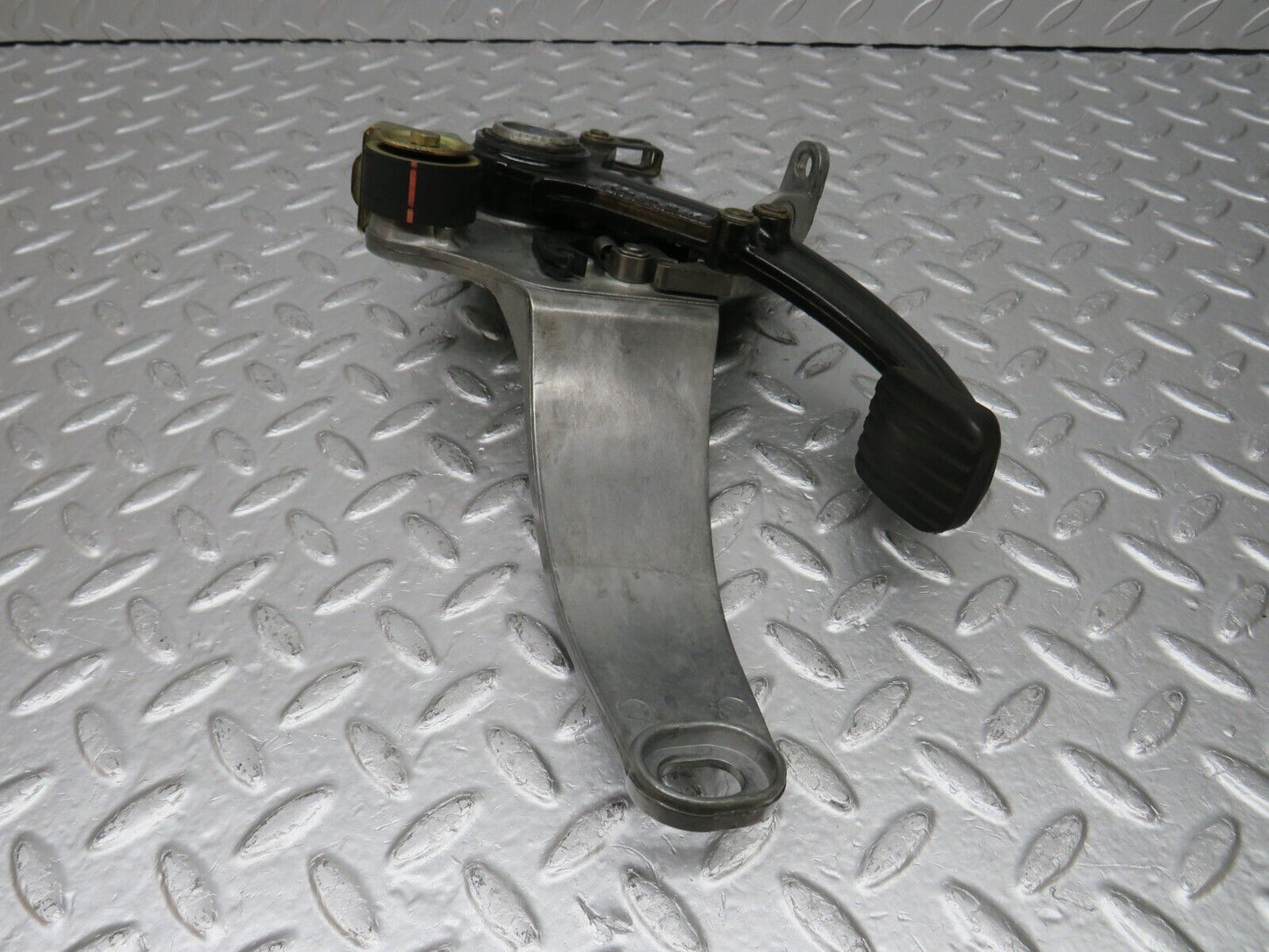 33268 Mercedes-Benz W202 C180 Parking Brake Pedal 2024270136 2024270101
