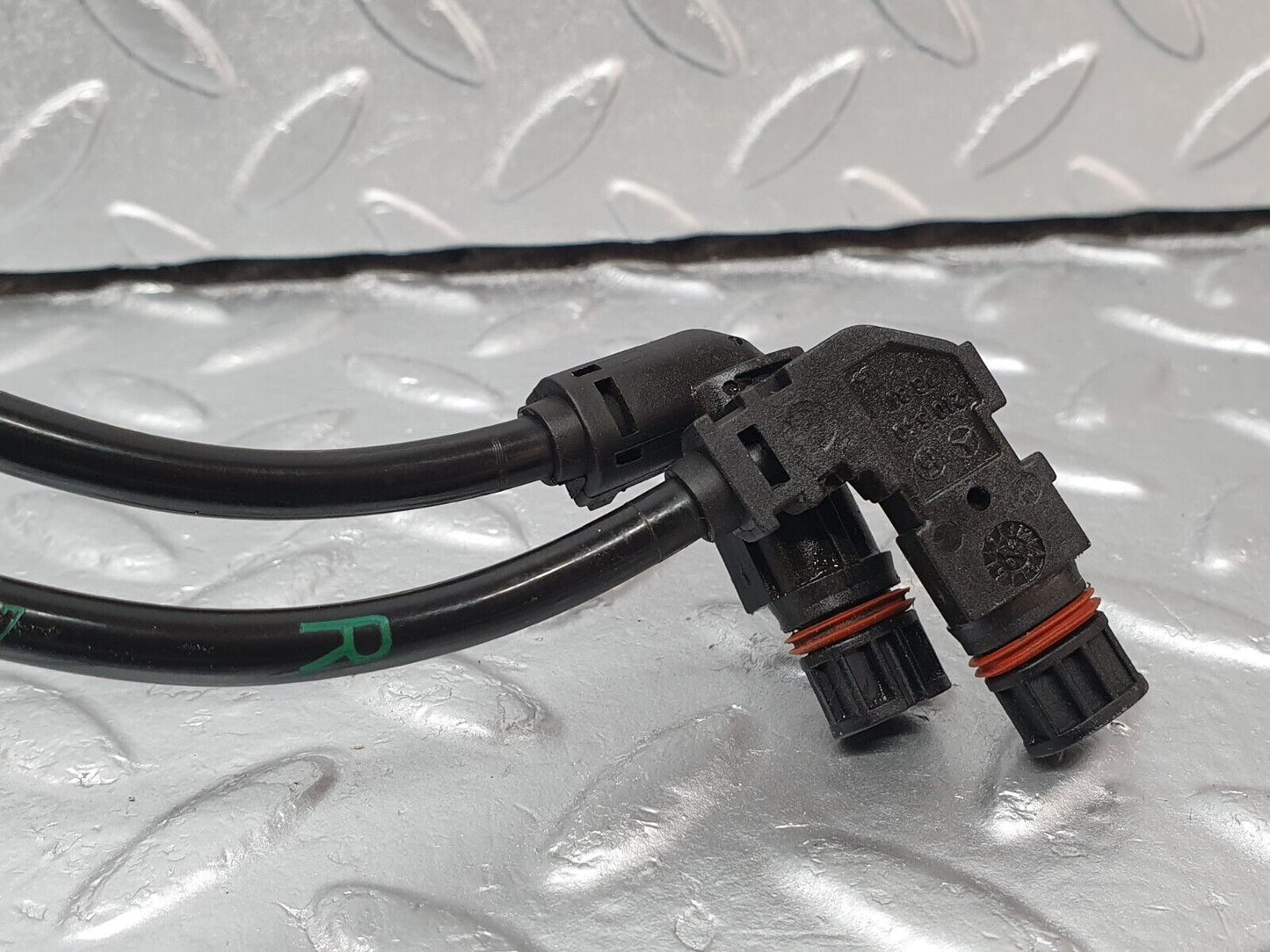 42117 Mercedes-Benz W202 C200 ABS Sensor Speed Sensor Right Side 2025402417