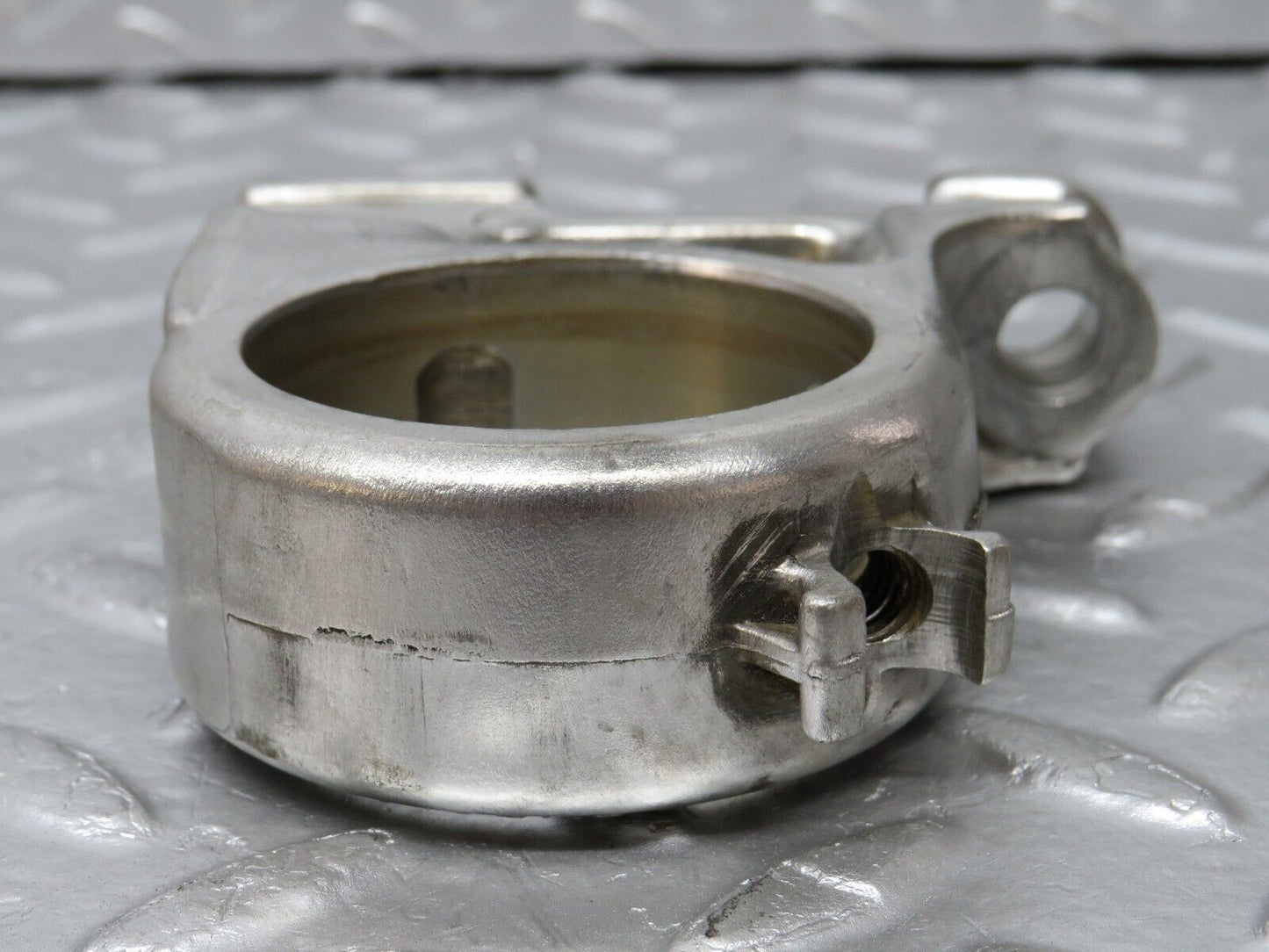 31305 Mercedes-Benz C107 R107 Camshaft Tower Bearing 1160513712