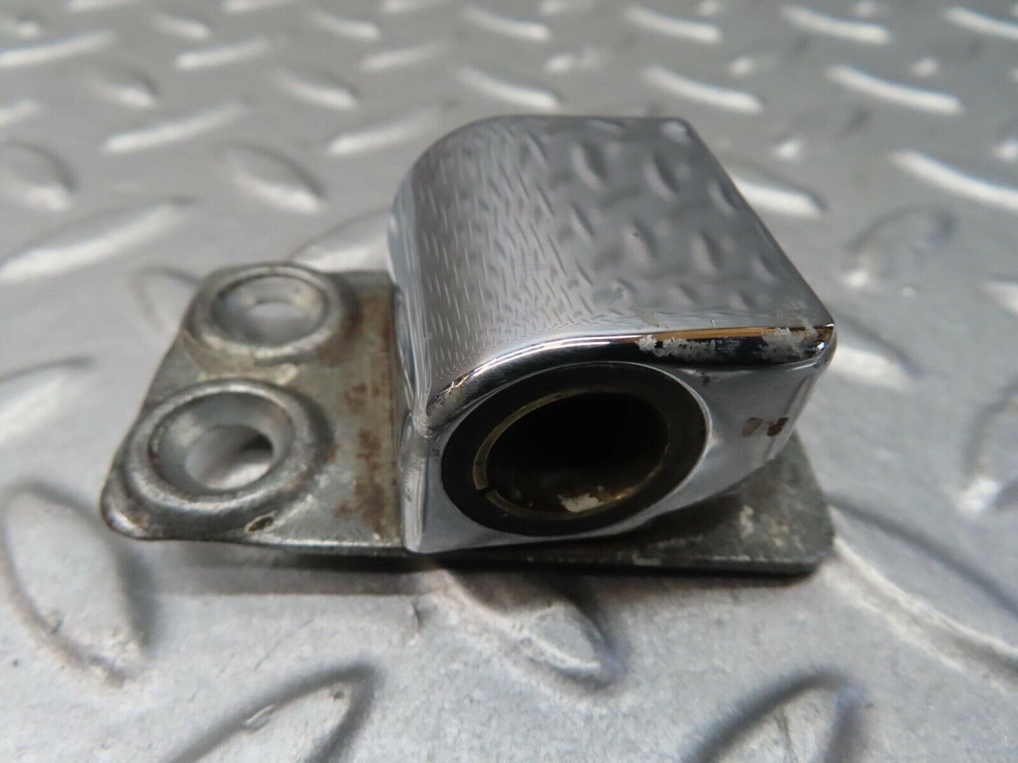 13292 Mercedes-Benz W111 220S Door Lock Latch Right Side