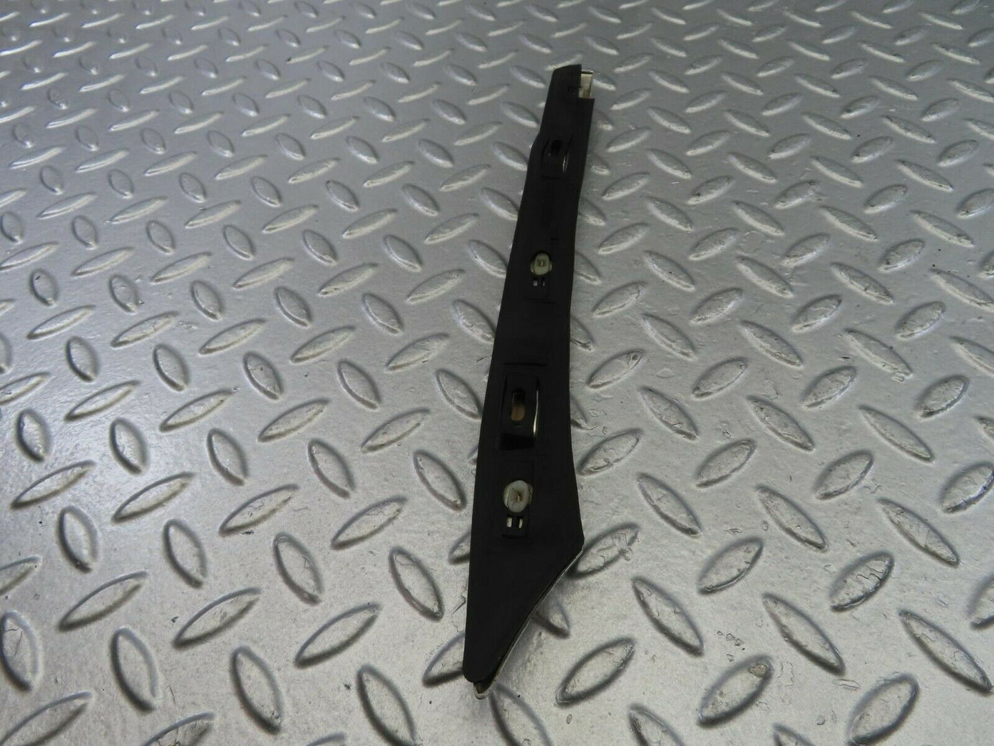 10861 Mercedes-Benz W123 230E C Pillar Exterior Trim Right 1236981097